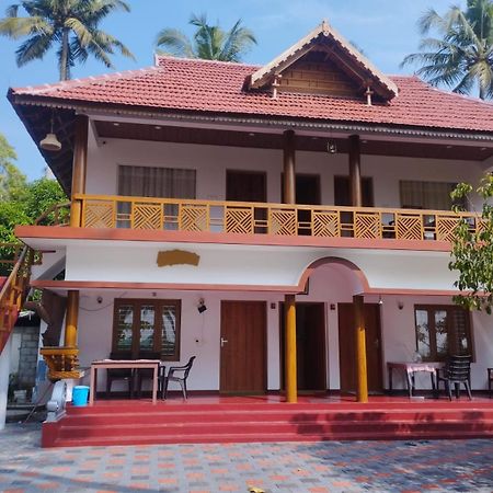 Marari Anna Beach Villa Марарикулам Экстерьер фото